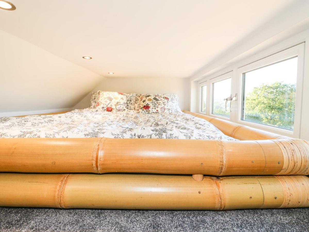 Villa Cuckoo Nest Chesterfield Exterior foto