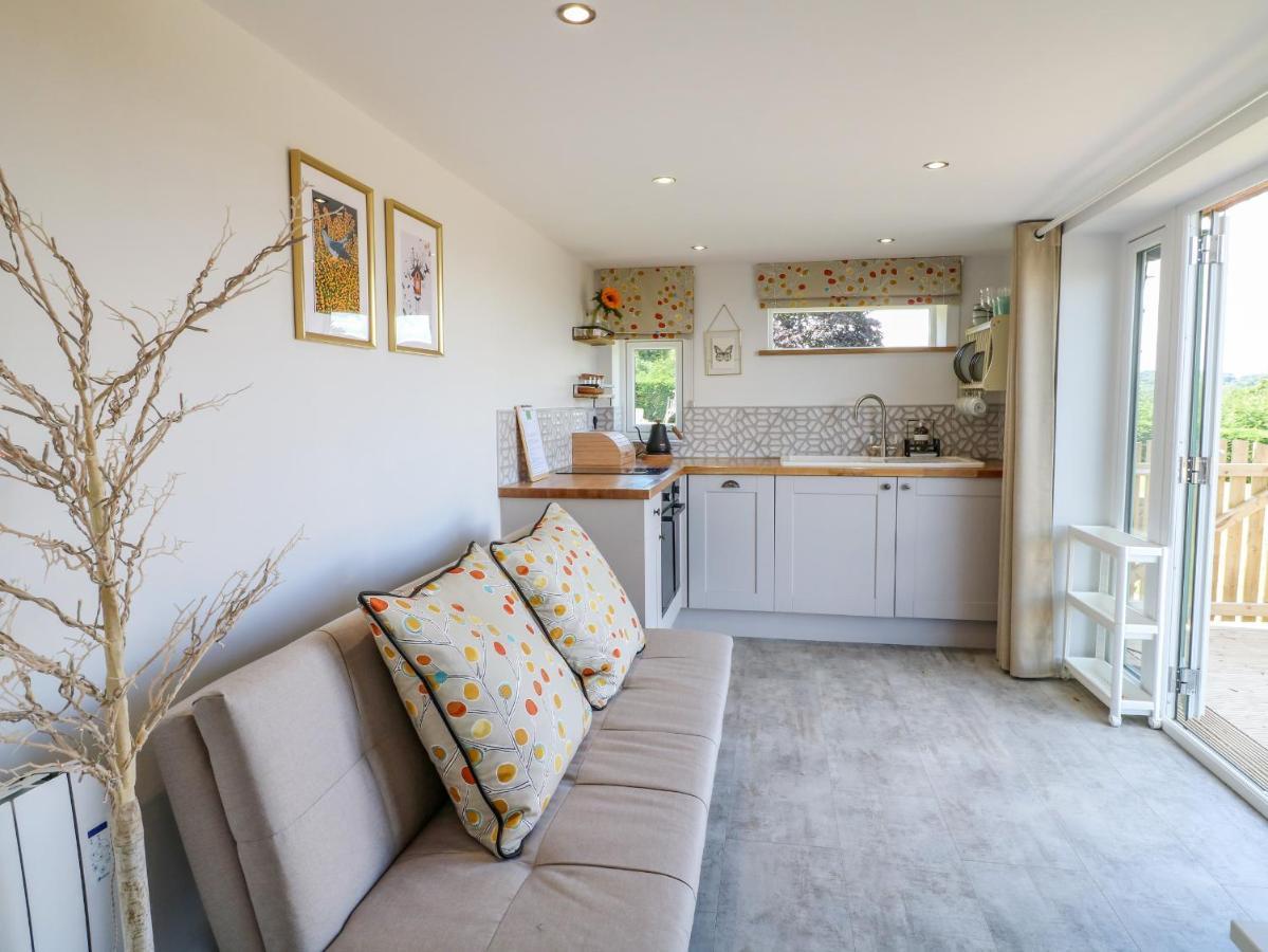 Villa Cuckoo Nest Chesterfield Exterior foto